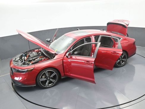 Used 2024 Honda Accord Sport image 66