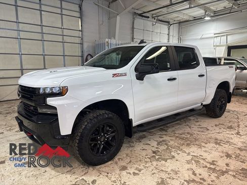 Used 2022 Chevrolet Silverado 1500 LT Trail Boss w/ Bed Protection Package image 1