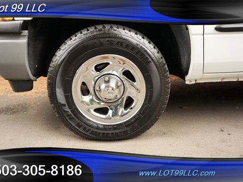 Used 2001 Dodge Ram 1500 Truck 2WD Quad Cab image 3