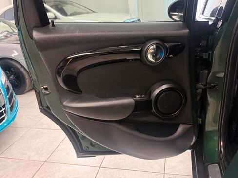 Used 2016 MINI Cooper S image 17