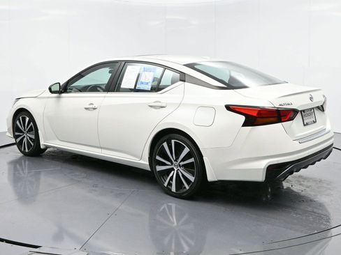 Used 2021 Nissan Altima 2.5 SR image 5
