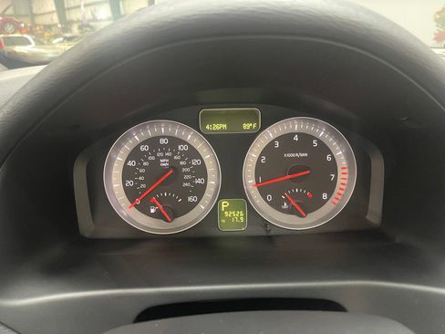 Used 2011 Volvo C70 T5 w/ Convenience Pkg FWD image 33