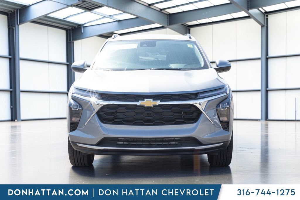 New 2026 Chevrolet Trax LT w/ Driver Confidence Package FWD image 26