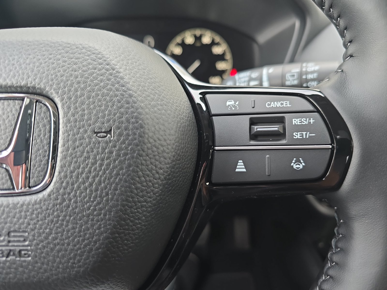 New 2027 Honda HR-V EX-L image 17