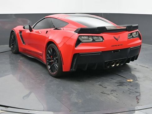 Used 2017 Chevrolet Corvette Z06 w/ Z07 Performance Package image 9