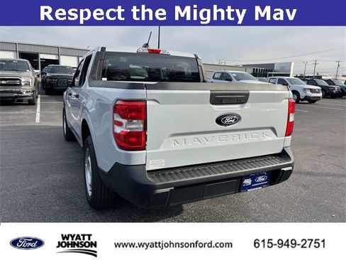 New 2025 Ford Maverick XL image 5