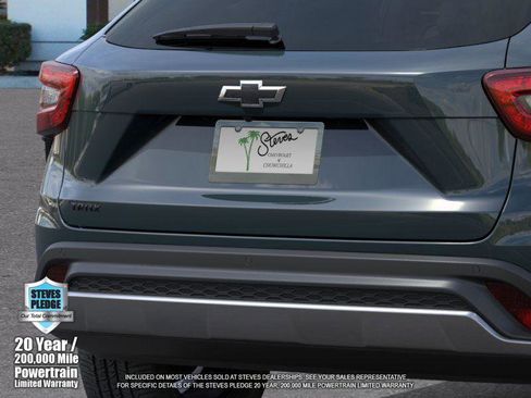 New 2026 Chevrolet Trax LT w/ Sunroof Package image 14