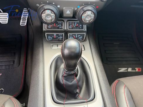 Used 2013 Chevrolet Camaro ZL1 RWD image 23