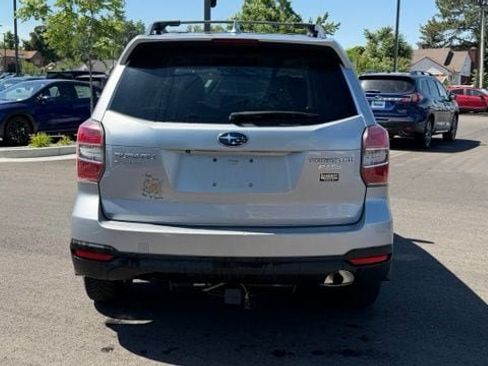 Used 2016 Subaru Forester 2.5i Limited AWD/4WD image 3