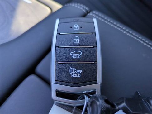 Used 2021 Genesis G90 5.0 Ultimate image 29