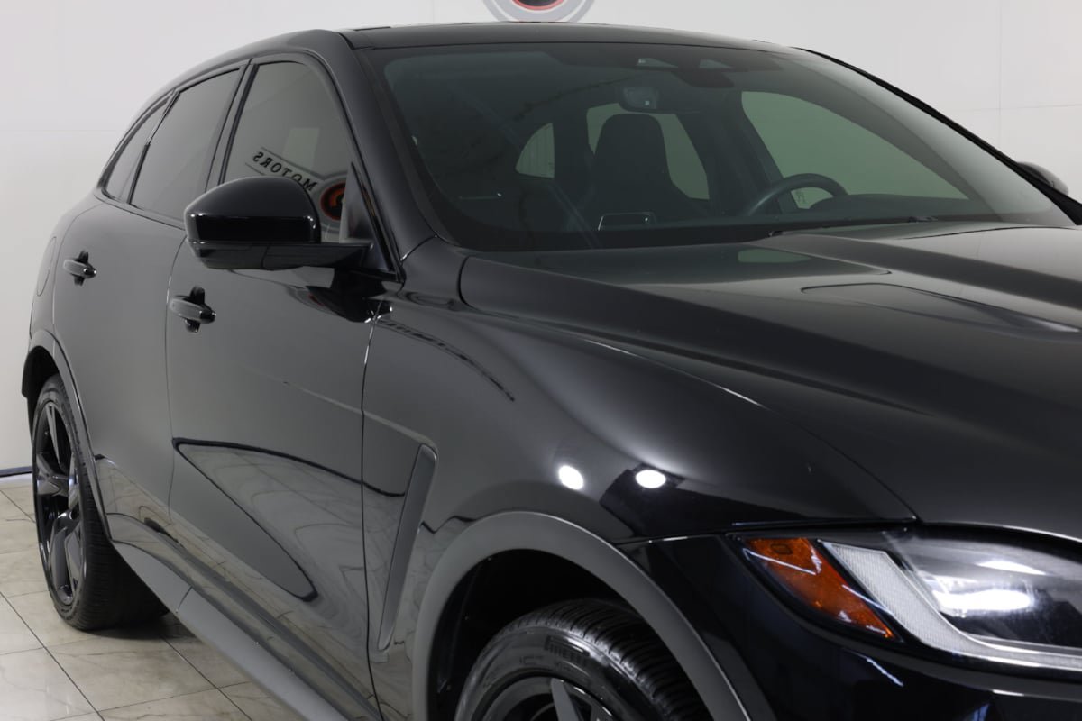 Used 2021 Jaguar F-PACE SVR AWD/4WD image 38