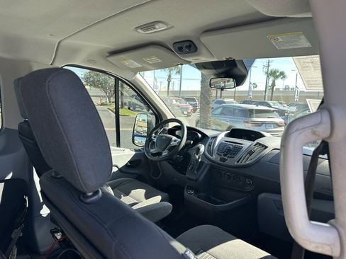 Used 2018 Ford Transit 350 XLT image 20