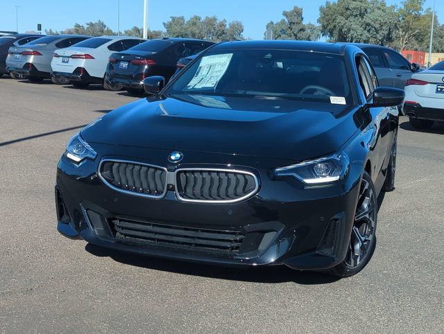 Used 2026 BMW 230i Coupe w/ Convenience Package RWD image 3