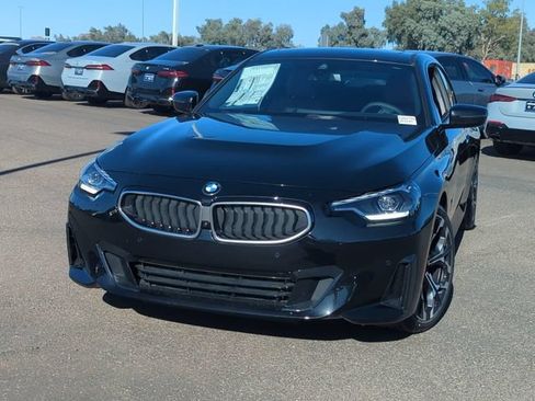 Used 2026 BMW 230i Coupe w/ Convenience Package RWD image 3