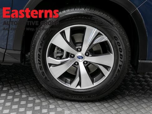 Used 2023 Subaru Ascent Premium AWD/4WD image 29