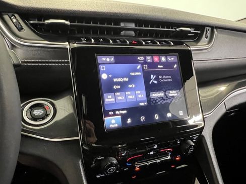 Certified 2023 Jeep Grand Cherokee Altitude image 40