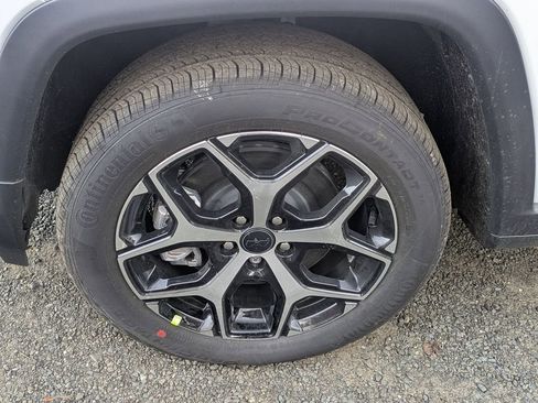 New 2026 Jeep Compass Limited image 9