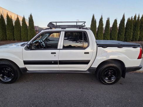 Used 2004 Ford Explorer Sport Trac XLT image 14