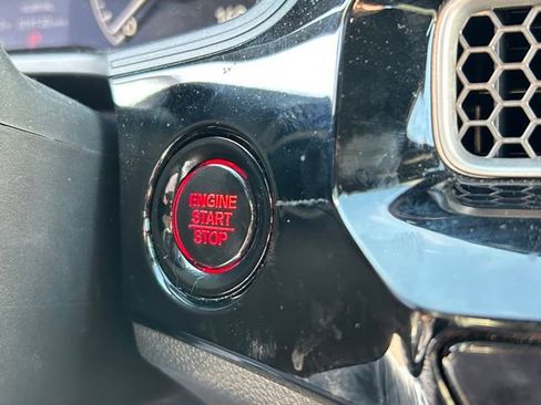 Used 2025 Honda Civic Sport image 25