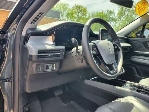 Used 2022 Lincoln Corsair Grand Touring w/ Elements Technology Bundle AWD/4WD image 17