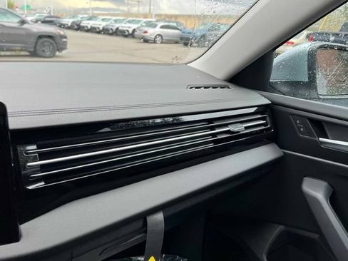 Used 2026 Volkswagen Jetta S FWD image 23
