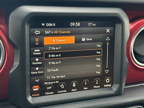 Used 2023 Jeep Gladiator Rubicon w/ Cold Weather Group AWD/4WD image 17