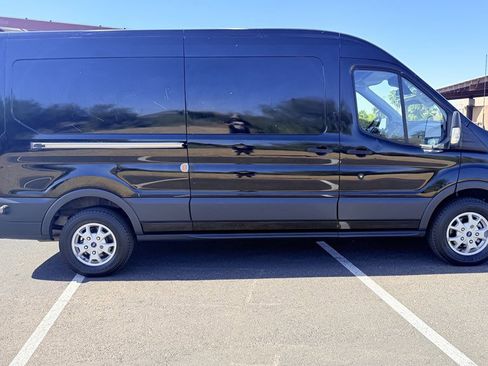 Used 2016 Ford Transit 250 148 Medium Roof RWD image 17