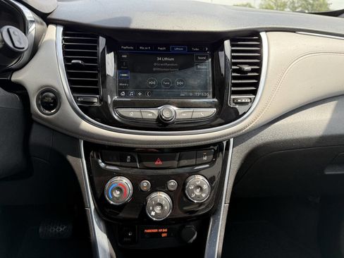 Used 2019 Chevrolet Trax Premier w/ LPO, Cargo Package image 8