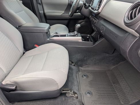 Used 2023 Toyota Tacoma SR5 w/ Technology Package RWD image 26