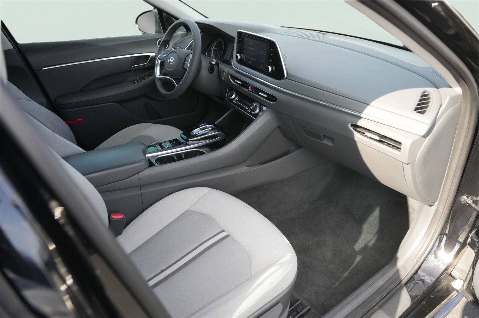 Used 2021 Hyundai Sonata SEL w/ Cargo Package FWD image 17