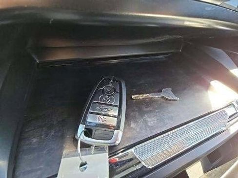 Used 2024 Ford F350 Lariat w/ Lariat Ultimate Package image 8