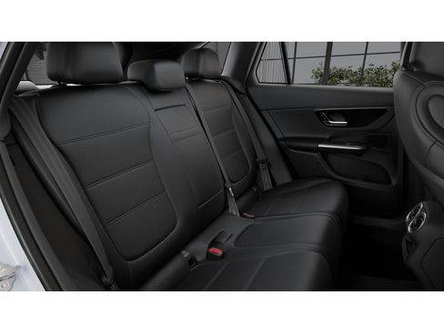 New 2026 Mercedes-Benz GLC 300 4MATIC image 12