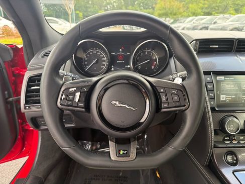 Used 2016 Jaguar F-TYPE R AWD/4WD image 21