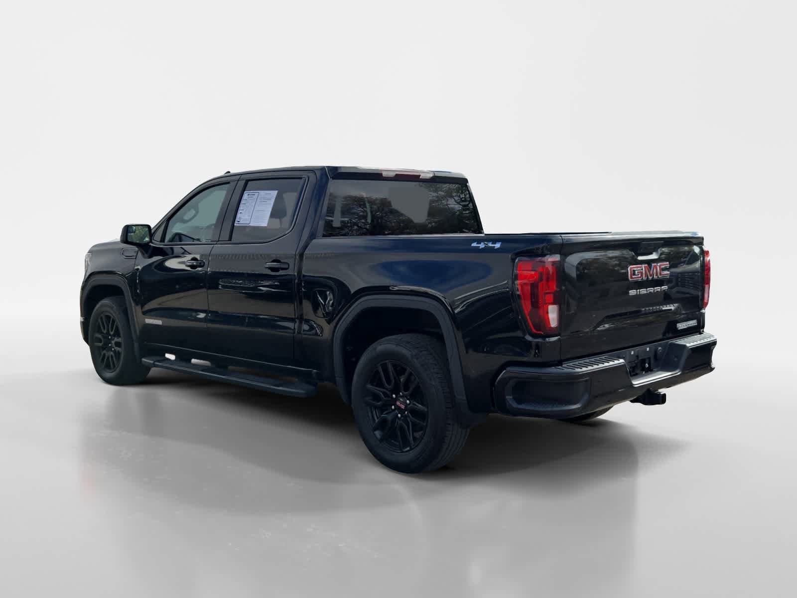 Used 2023 GMC Sierra 1500 Elevation AWD/4WD image 3