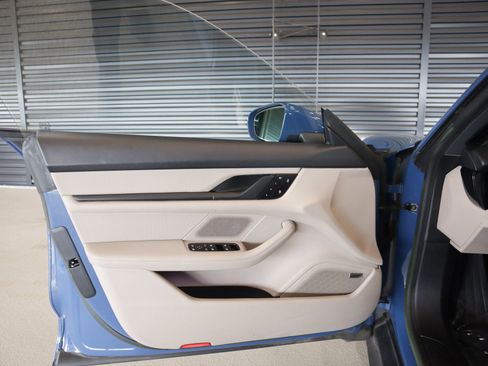 Used 2023 Porsche Taycan RWD image 23