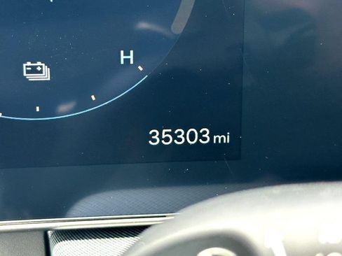 Used 2025 Hyundai Sonata Limited FWD image 28
