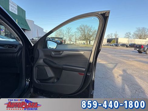 Used 2025 Ford Escape Active image 43