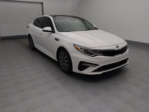 Used 2019 Kia Optima EX w/ EX Premium Package FWD image 13