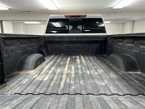 Used 2024 GMC Sierra 2500 SLT w/ SLT Premium Package image 25