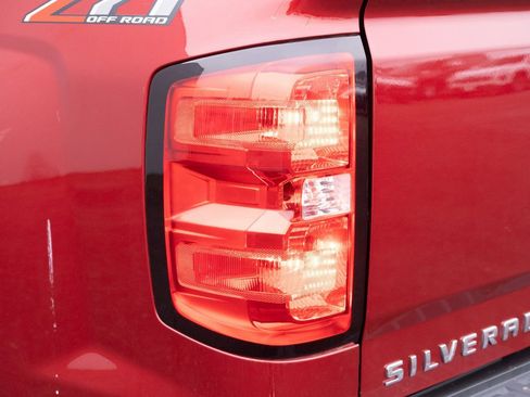 Used 2018 Chevrolet Silverado 1500 LT w/ All Star Edition image 25