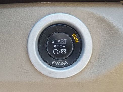 Used 2013 RAM 2500 Laramie w/ Protection Group image 33