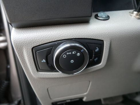 Used 2021 Ford F250 XLT image 12