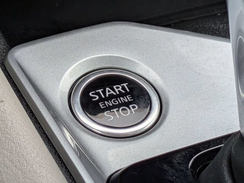 Used 2025 Nissan Altima 2.5 SV FWD image 30