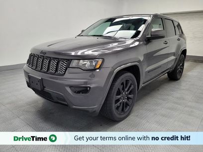 Used 2017 Jeep Grand Cherokee Altitude