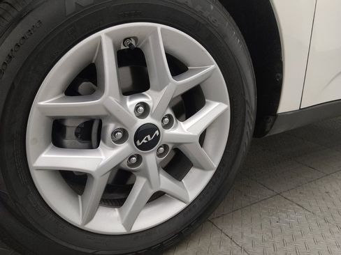 Used 2025 Kia Soul LX w/ LX Technology Package image 31