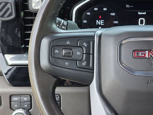 Used 2022 GMC Sierra 1500 SLT w/ SLT Premium Plus Package AWD/4WD image 29
