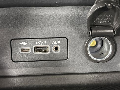 Certified 2025 Nissan Sentra SV FWD image 23