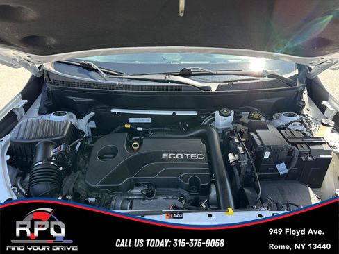 Used 2021 GMC Terrain SLT w/ Infotainment Package II AWD/4WD image 13