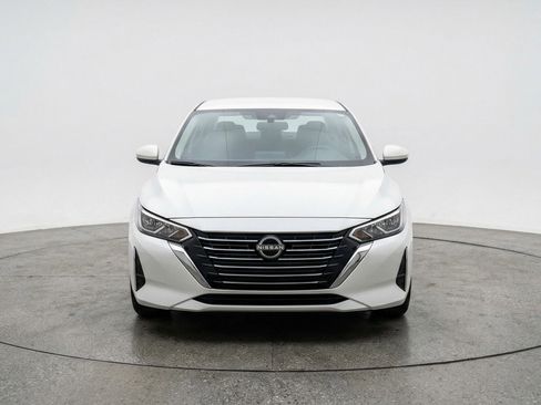 Used 2025 Nissan Sentra S FWD image 2