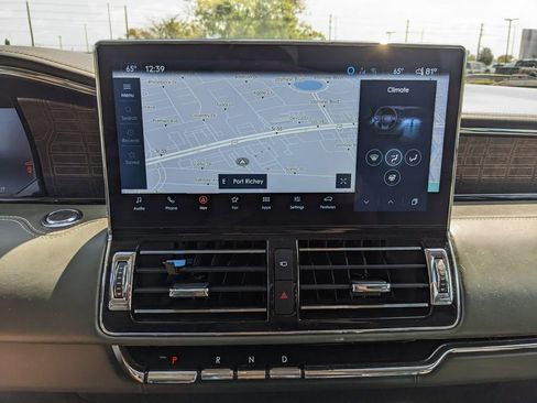 Used 2024 Lincoln Navigator Black Label AWD/4WD image 24